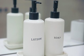 2-bed Apartment in Central Cardiff With Parking