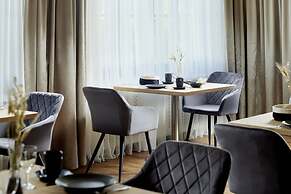 Maximilian Appartements