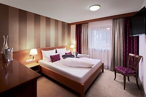 Maximilian Appartements