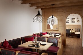 Maximilian Appartements