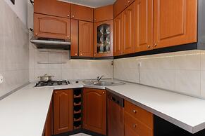 Warsaw Airport Apartment by Renters