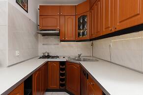 Warsaw Airport Apartment by Renters