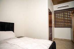 Lovely & Cute Condo - Close to Highway - Parking