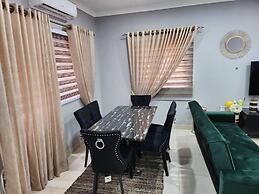 Spacious Luxury 3bed Hse in Tema - Netflix, Wi-fi