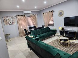 Spacious Luxury 3bed Hse in Tema - Netflix, Wi-fi