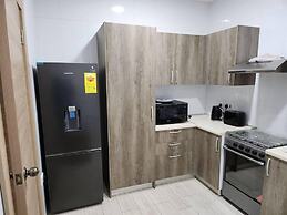 Spacious Luxury 3bed Hse in Tema - Netflix, Wi-fi