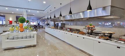 Calido Maris Hotel