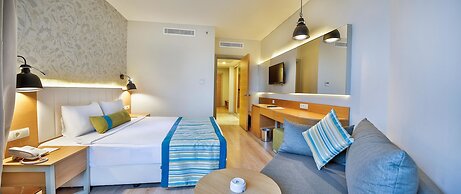 Calido Maris Hotel