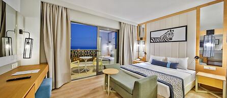 Calido Maris Hotel