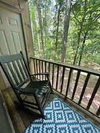 Forest view, log-sided two bedroom, two bath condo on Lake Ouachita. 2