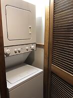 Forest view, log-sided two bedroom, two bath condo on Lake Ouachita. 2