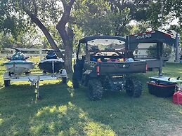Oasis Lake Buchanan