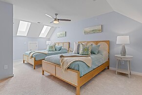 Cambridge Reserve by KEES Vacations