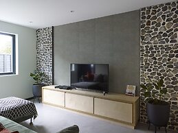 Grand Designs Chess Valley Project - Rickmansworth