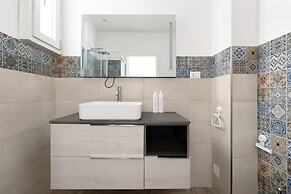 Modern Studio in Borgo Panigale by Wonderful Italy