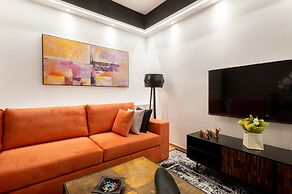 Acropolis Exclusive Apartment