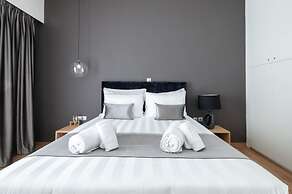 Acropolis Exclusive Apartment