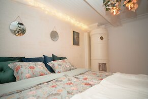 Naissaaren Villa Valo