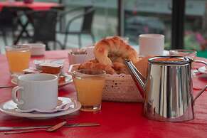 Altos Valeria Apart Hotel