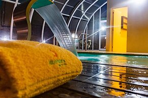 Altos Valeria Apart Hotel