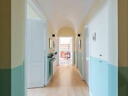 RSH Spanish Steps Luxury Apartments