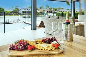 YALLA24-LUXURY RESORT STYLE HOLIDAY HOME