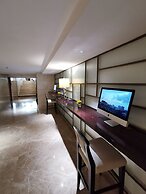 Warhol Residences Simpang Lima