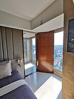 Warhol Residences Simpang Lima