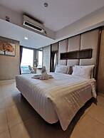 Warhol Residences Simpang Lima