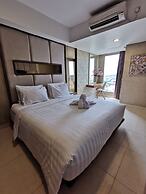 Warhol Residences Simpang Lima