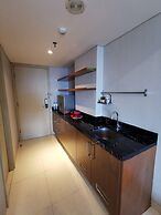 Warhol Residences Simpang Lima