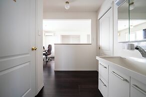 THE GARNET HIGASHIKAWA