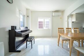 THE GARNET HIGASHIKAWA