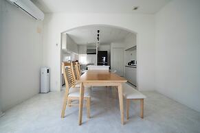 THE GARNET HIGASHIKAWA