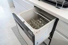 THE GARNET HIGASHIKAWA