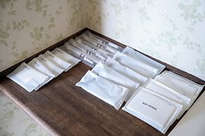 THE GARNET HIGASHIKAWA