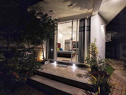 Chen villa - Near Airport