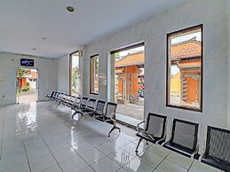 OYO 90067 Hotel Nuansa Indah