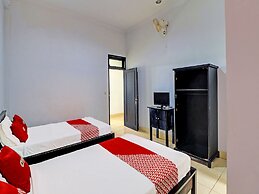 OYO 90067 Hotel Nuansa Indah
