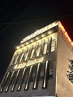 Shree Jee Hotel