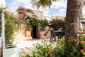 Trulletto Corte Degli Ulivi