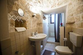 Trullo Bouganville in San Michele Salentino