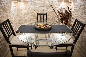 Trullo Bouganville in San Michele Salentino