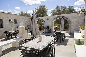 Trullo Bouganville in San Michele Salentino