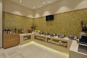 Click Hotel Bhuj