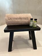 LA DEMEURE