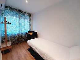 Apartamentos Celestina by gaiarooms