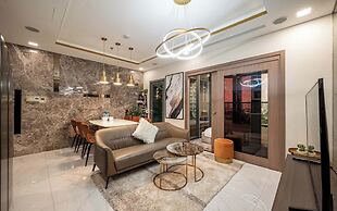 Boutique Unique Landmark 81