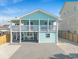 5916 Beach Dr B - Dolphin Fun B