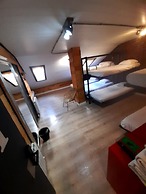 Hostal Erasmus by gaiarooms